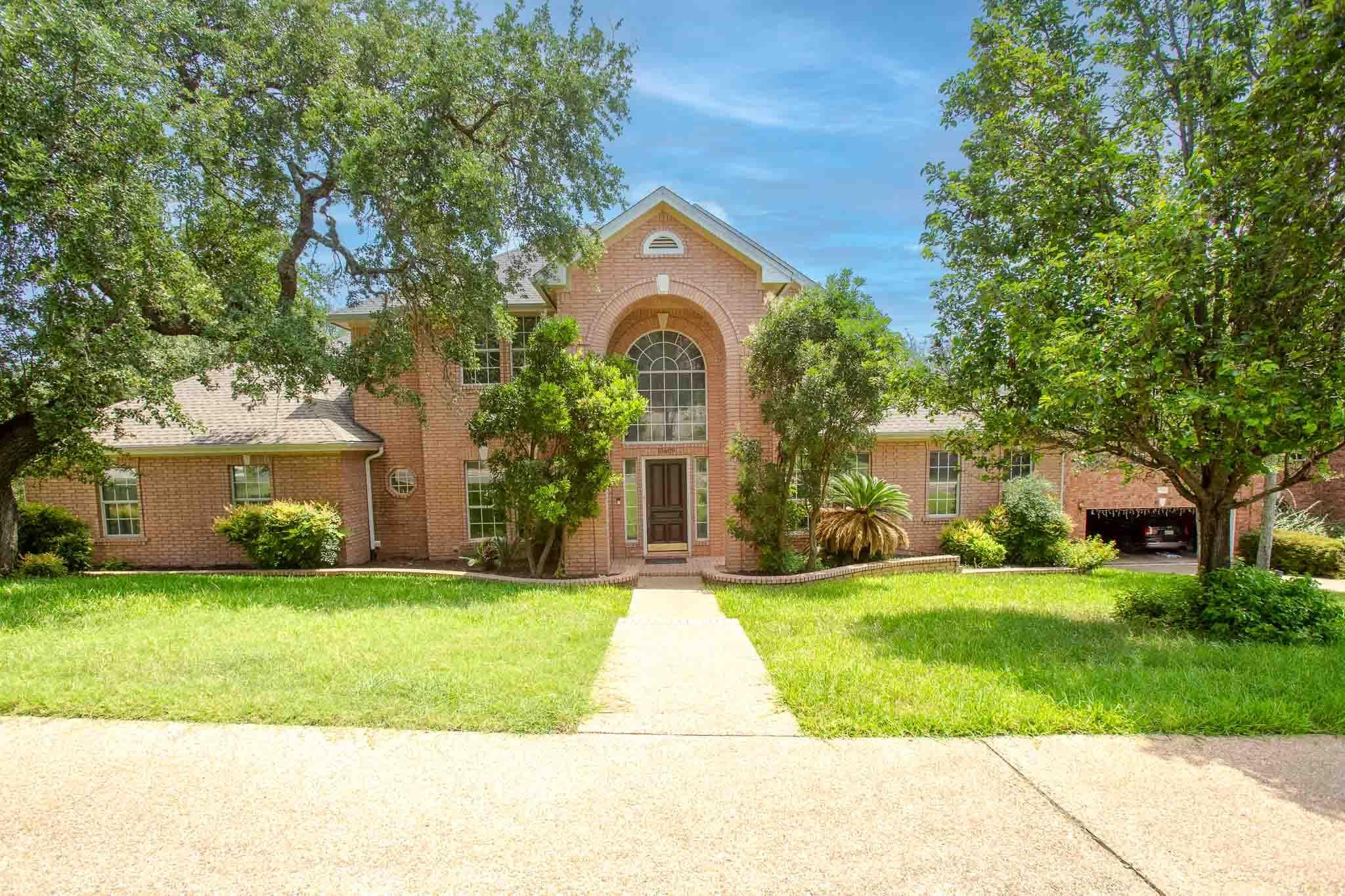 10609  Skyflower Dr