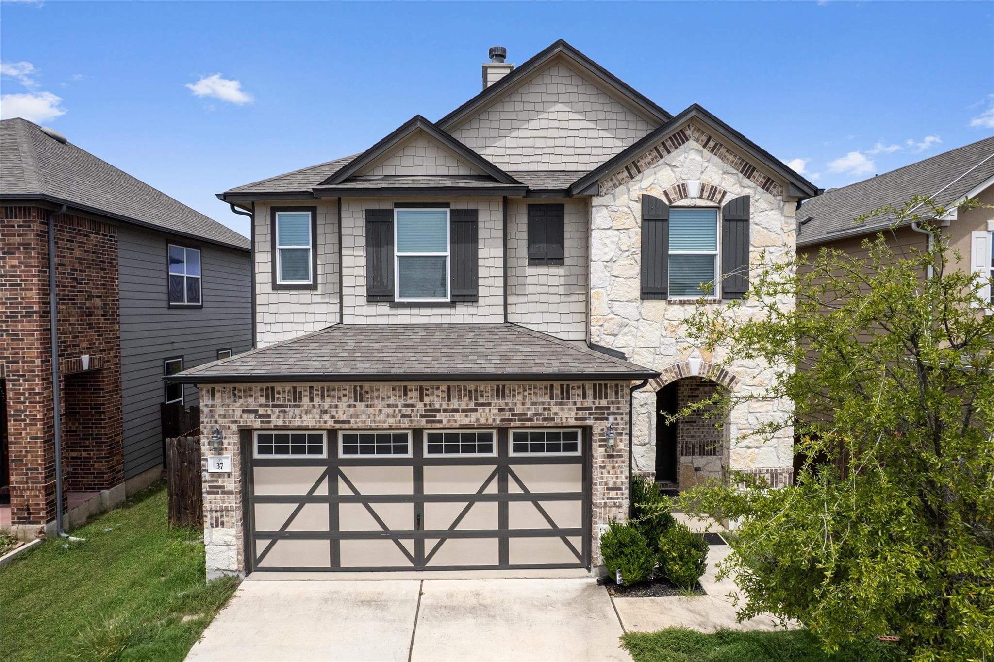 2950 E Old Settlers Blvd  #37