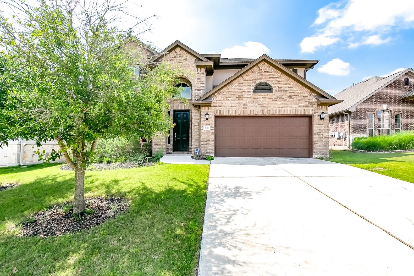 2723  Enza Ct