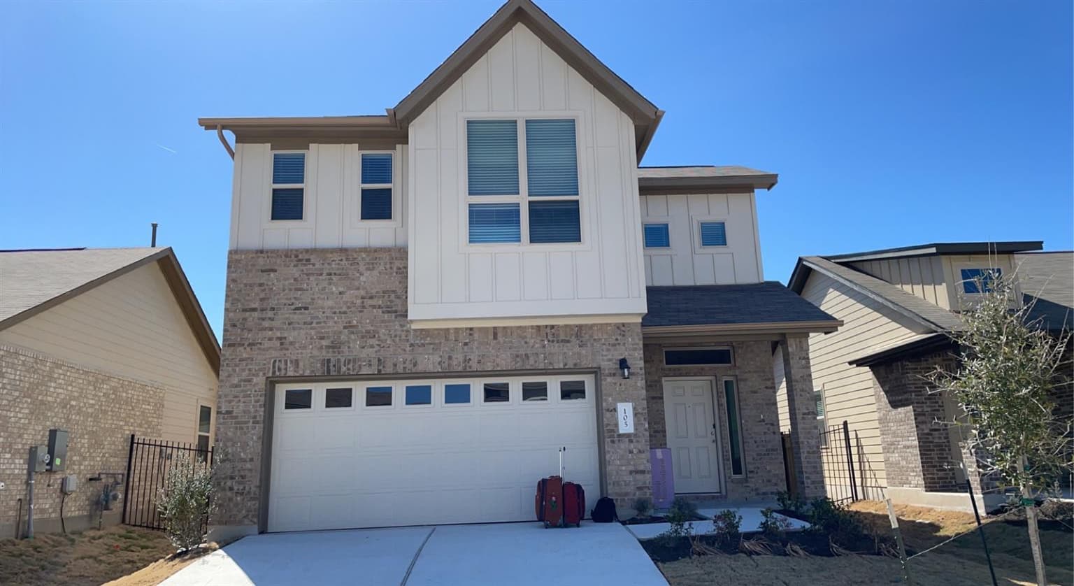 105  Durmont Pass