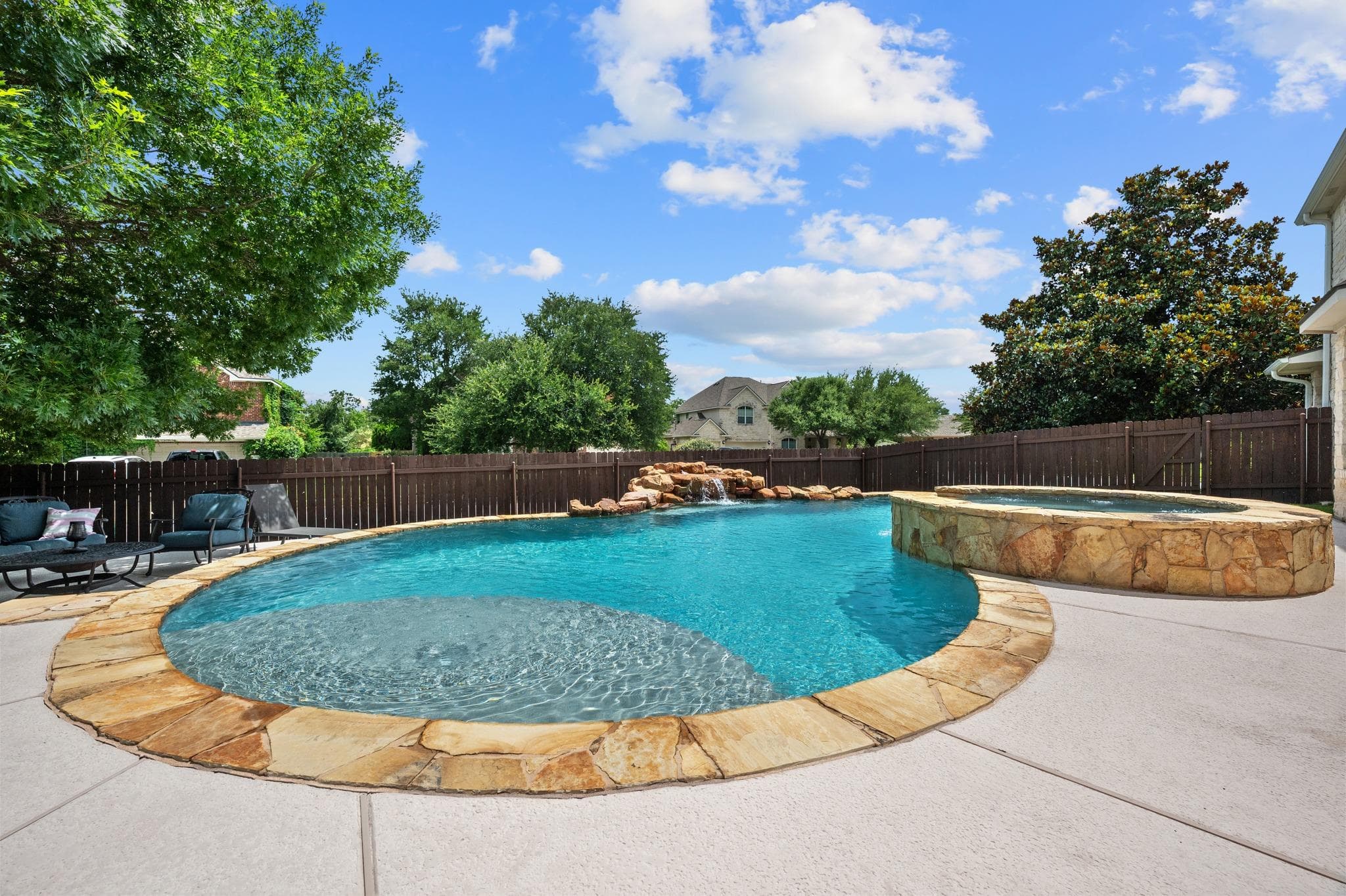 3030  Covington Pl
