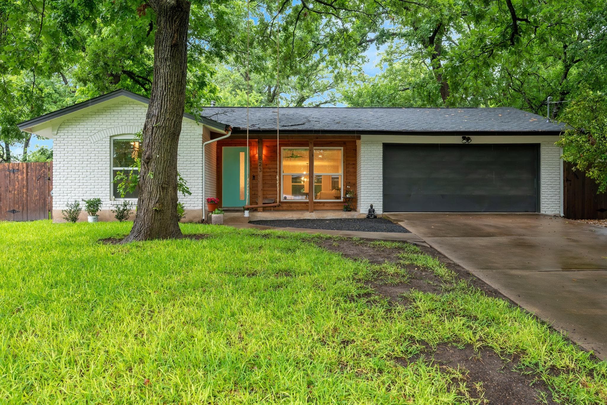 823  Walnut Creek Dr