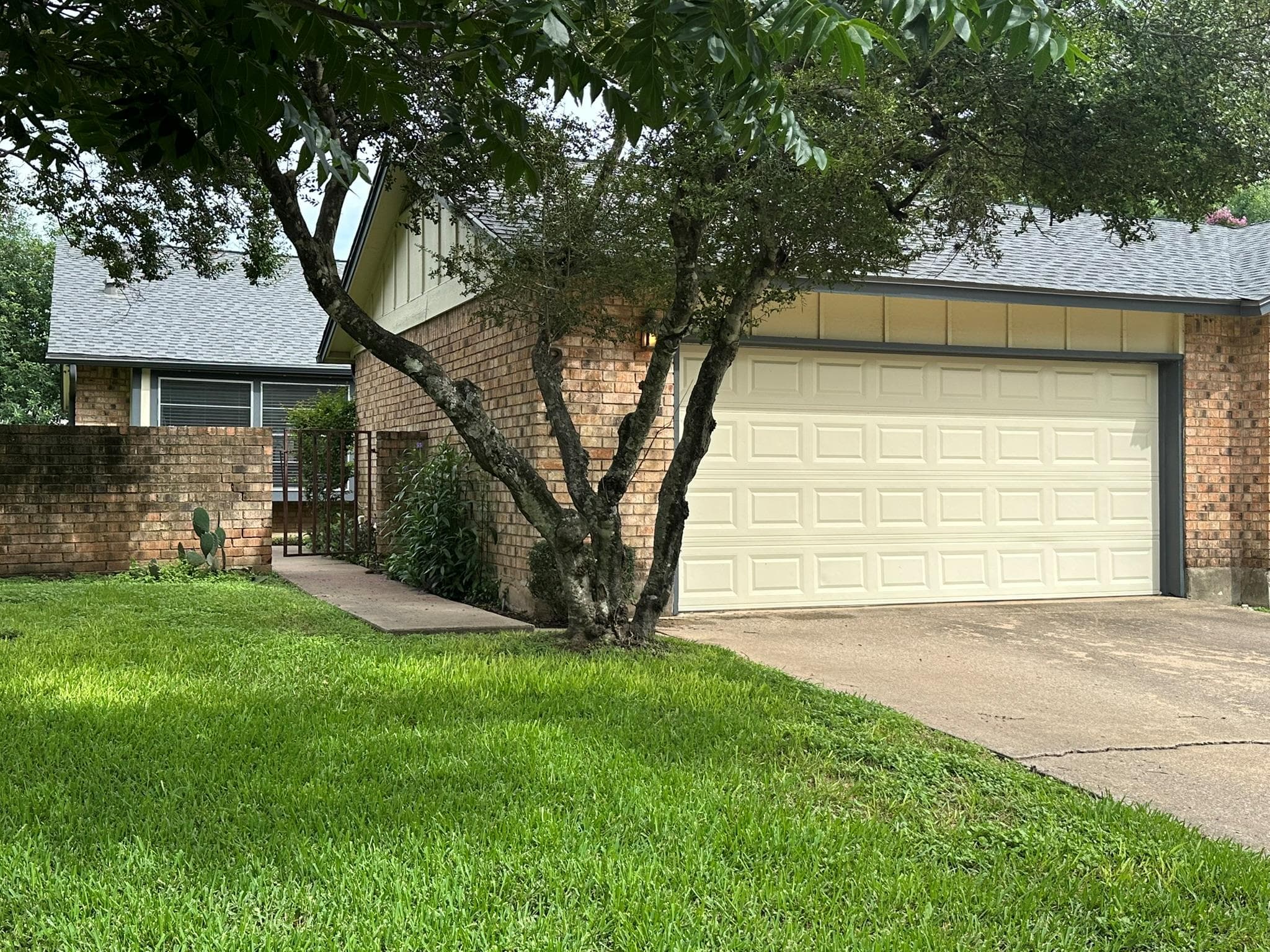 9217 Singing Quail Dr #8E