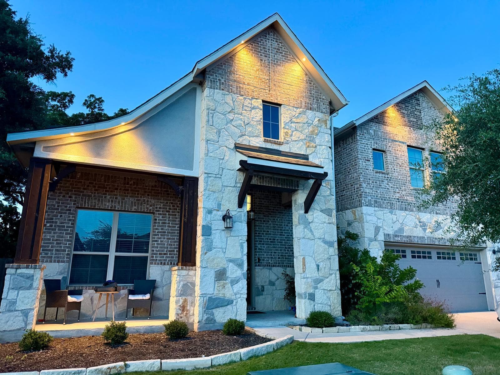 2401  Centennial Loop