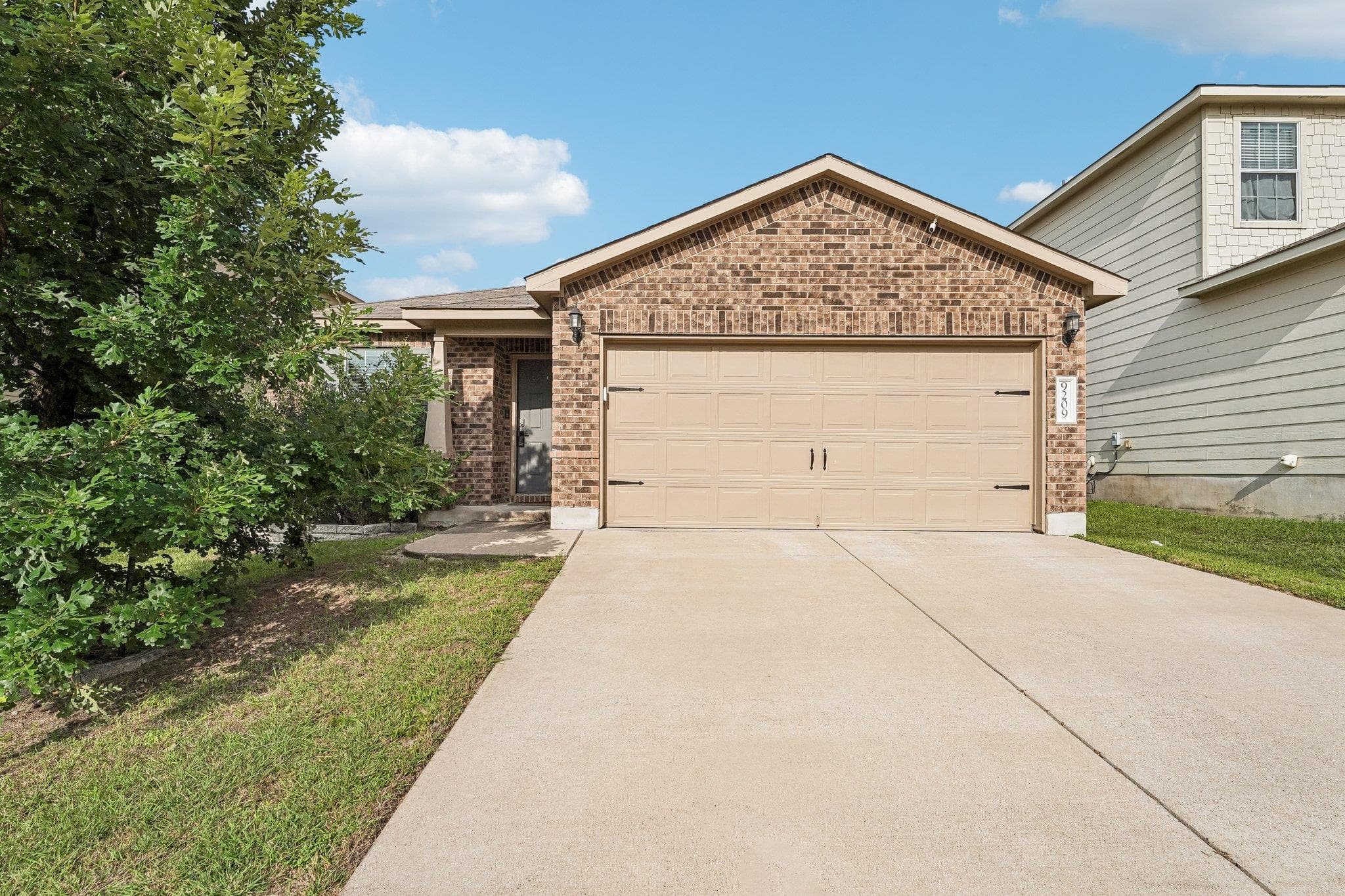 9209  Bowfield Dr