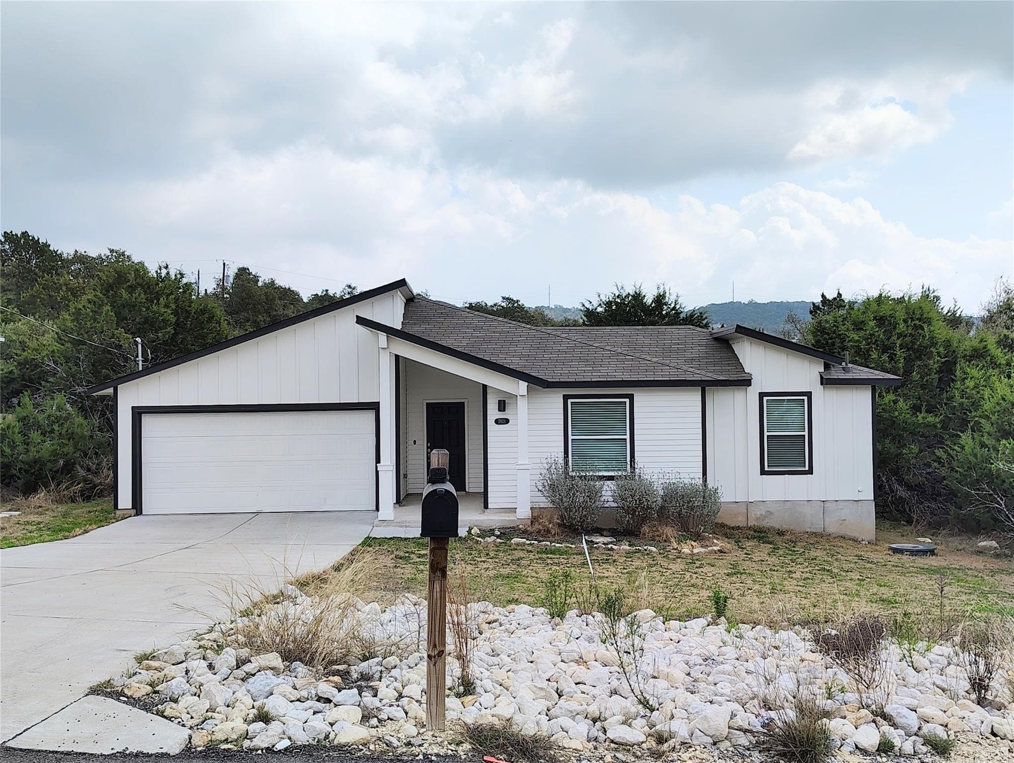 7801  Dakota Cir