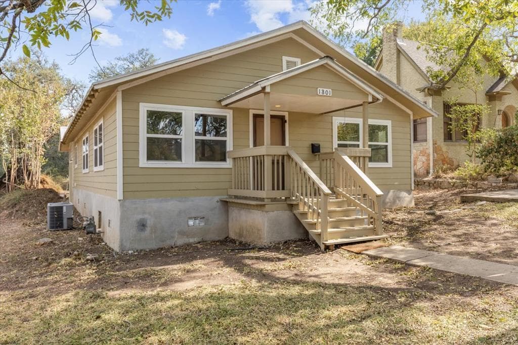 1801  Travis Heights Blvd