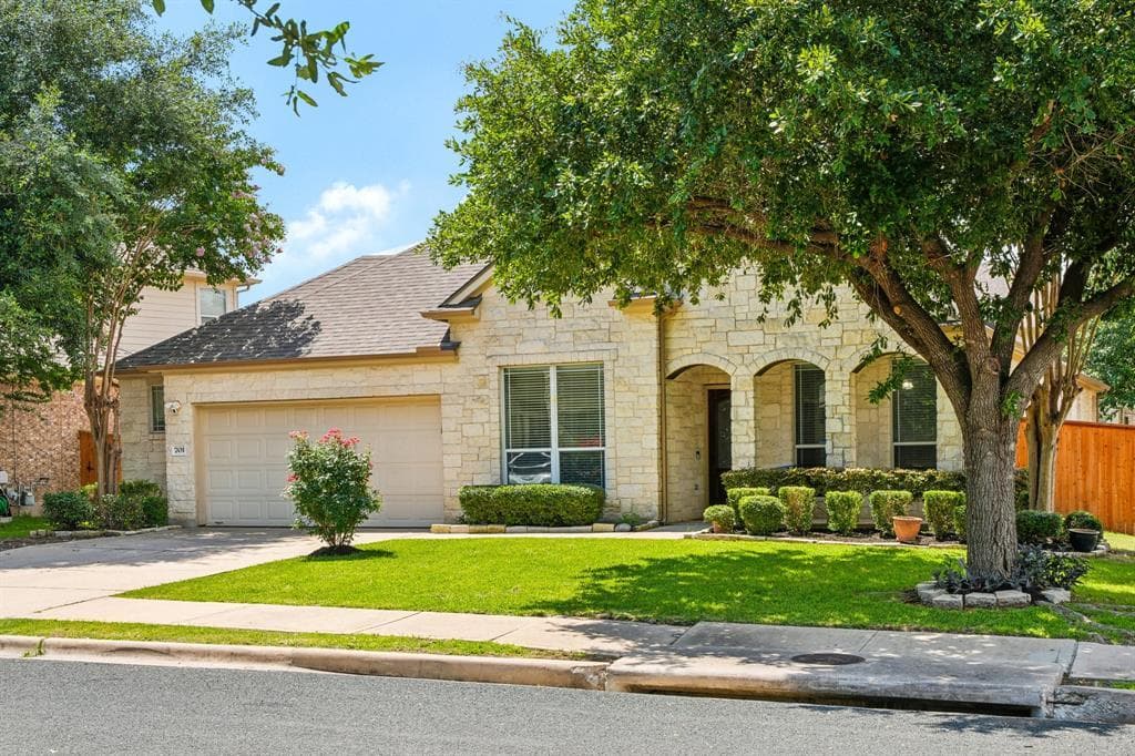 701  Green Vista Ct