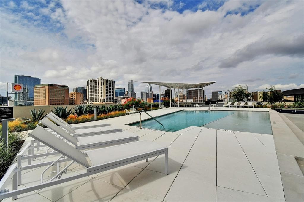 800  Embassy Dr  #507