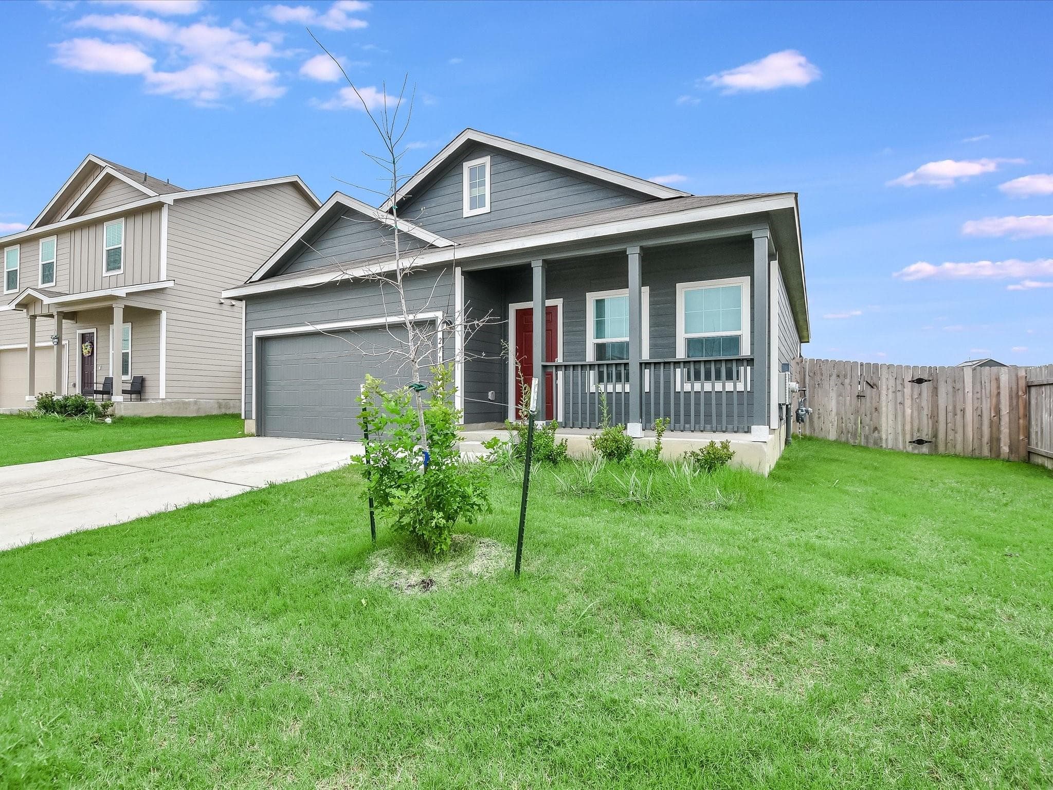 2712  Louris Ln