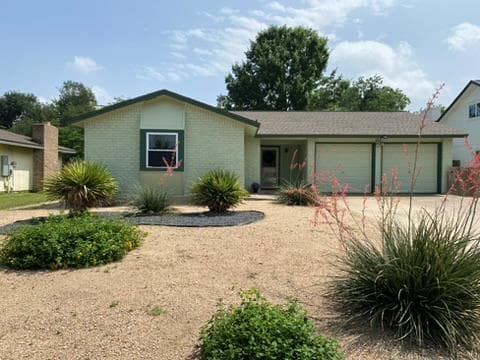 411  Buckboard Blvd