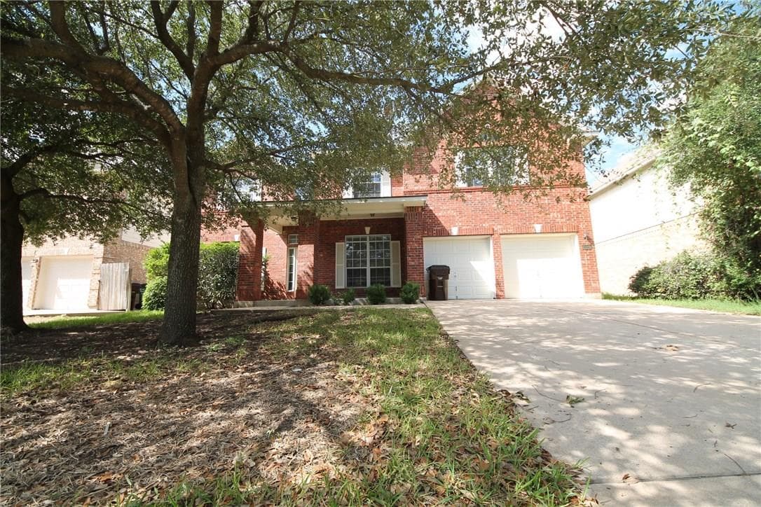 15843 Garrison Cir