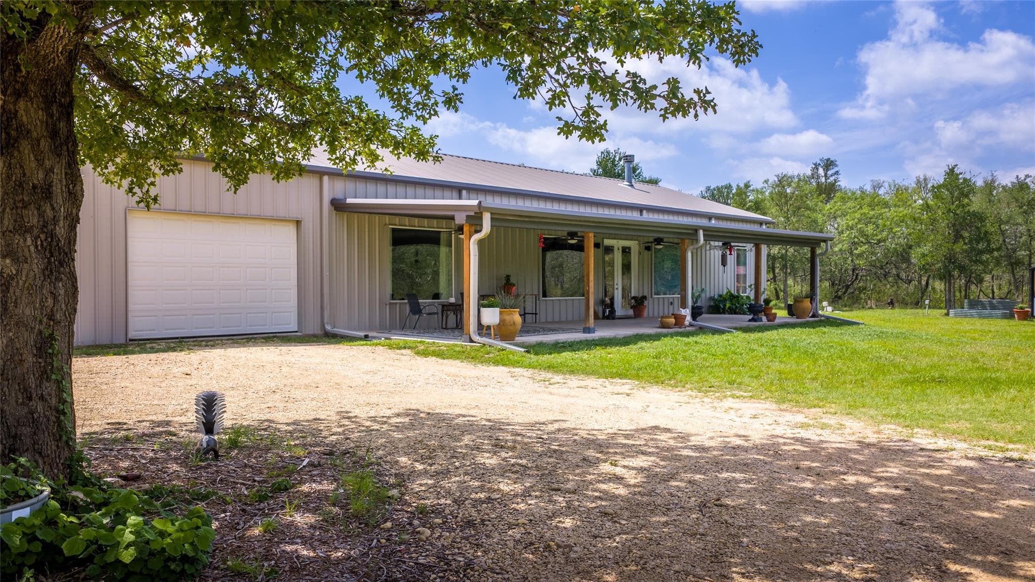 4082  Old Colony Line Rd
