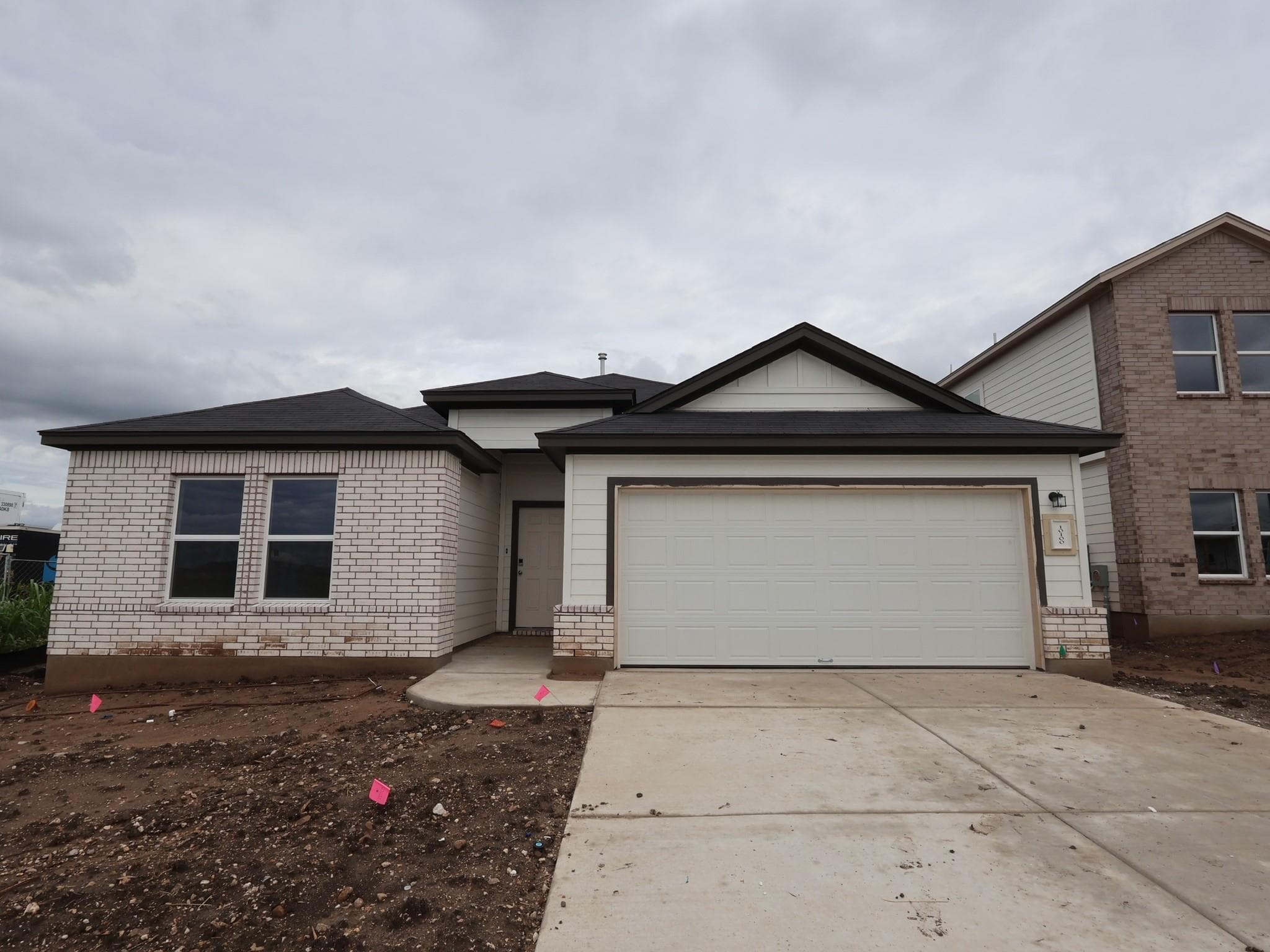 10104  Majestic Hawk Way