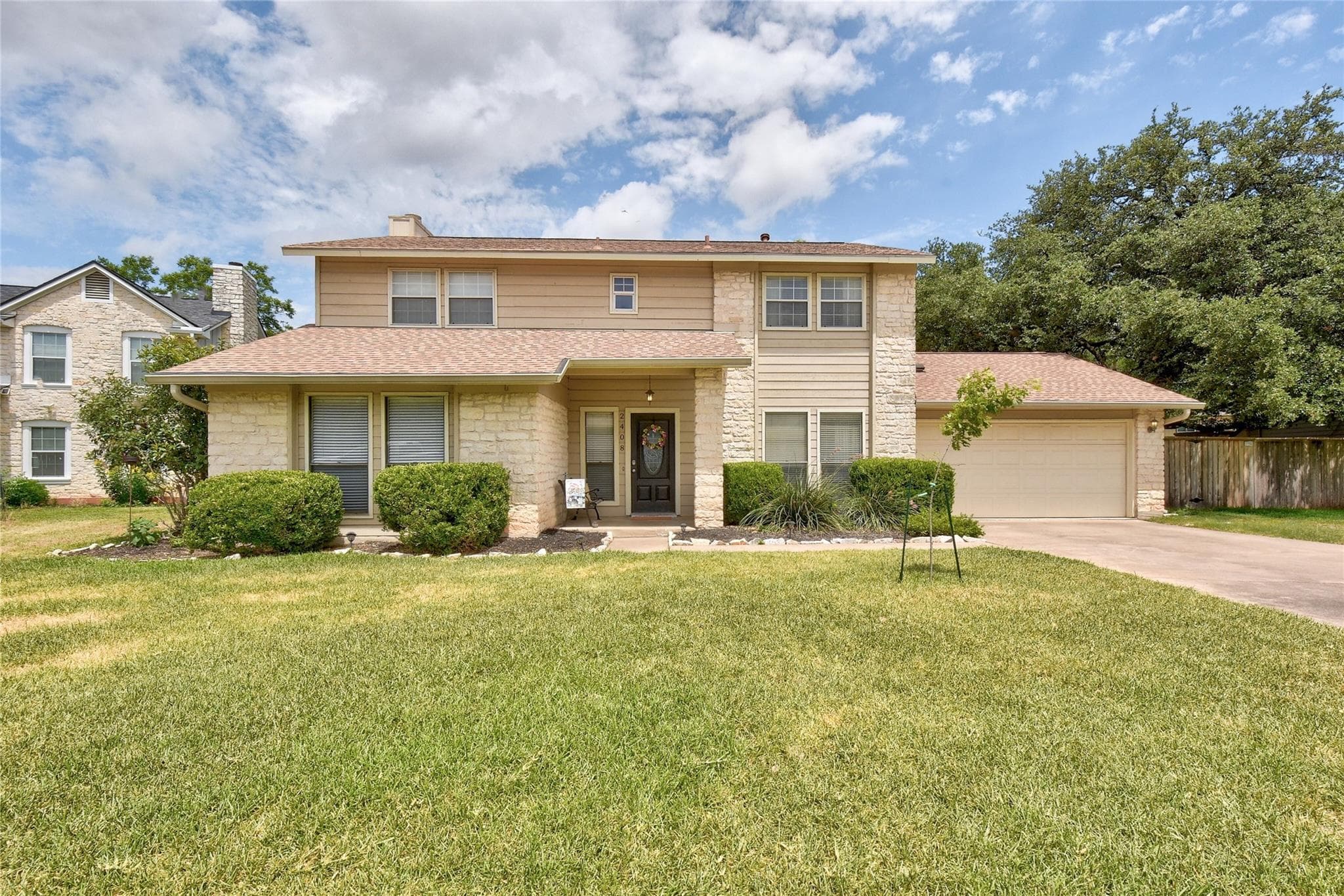 2408 W Messick Loop