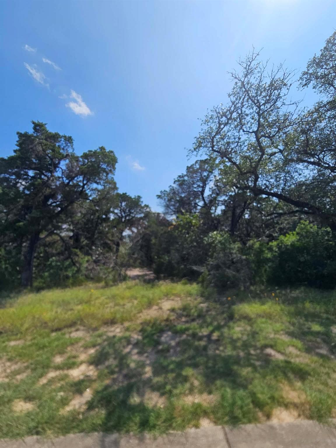 18905  Leisure Ln