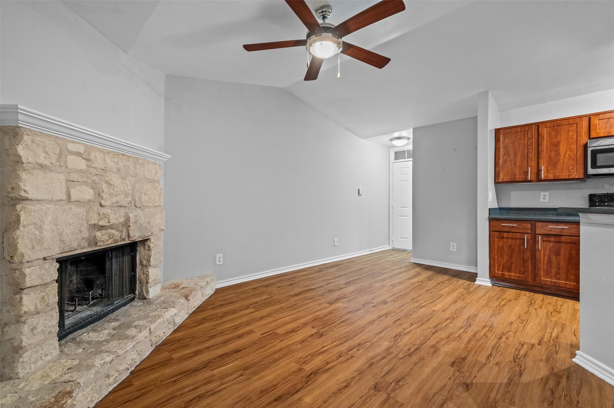 6804 N Capital of Texas Hwy  #128