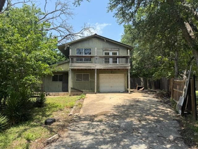 18210  Lura Ln