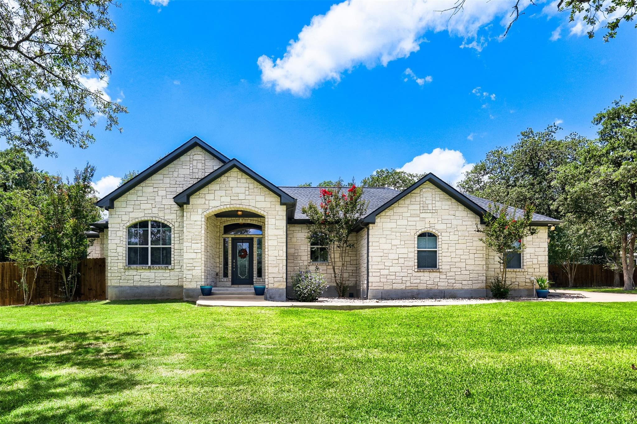 138  Elm Wood Dr
