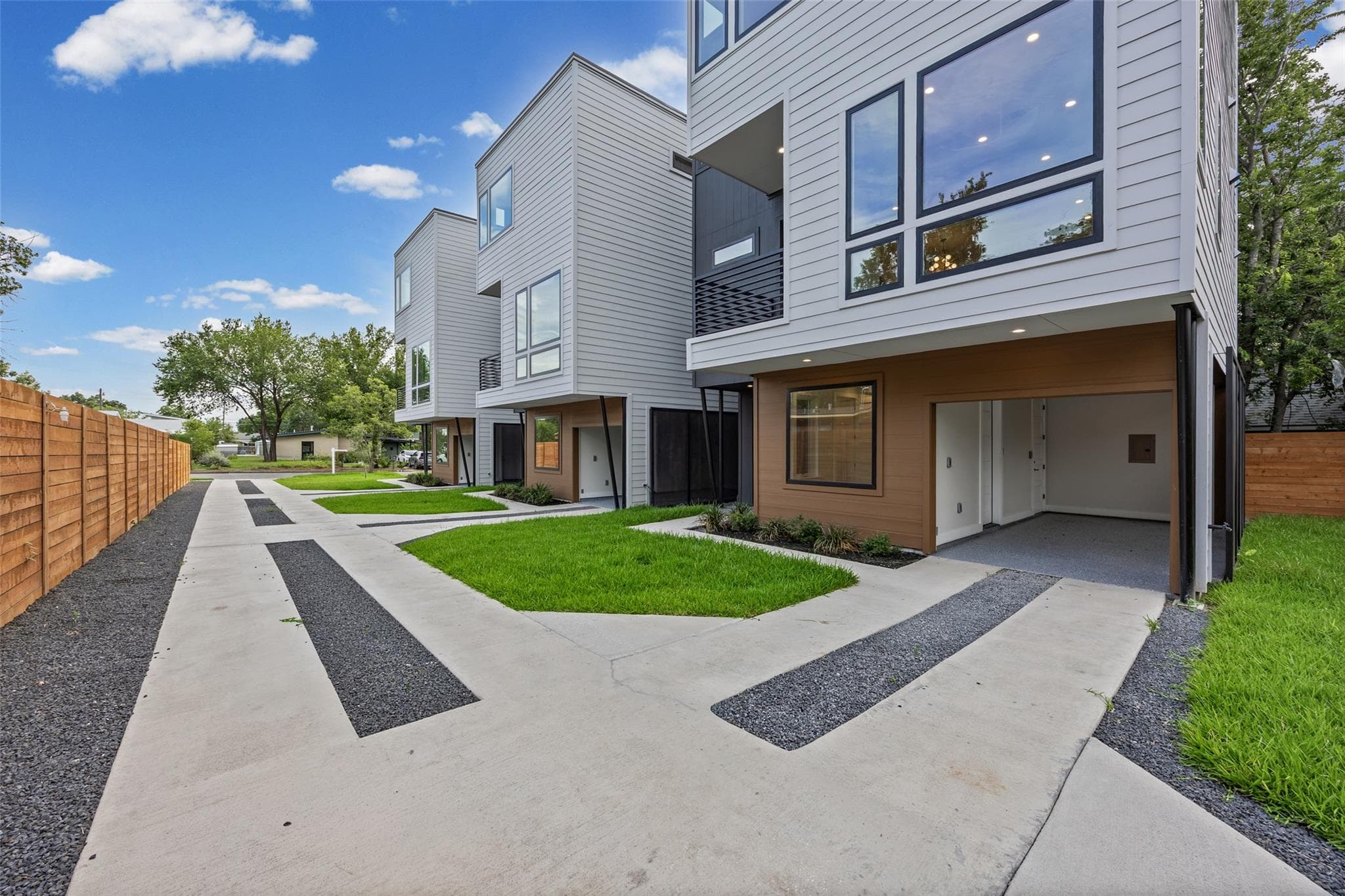 100 W Odell St  #3