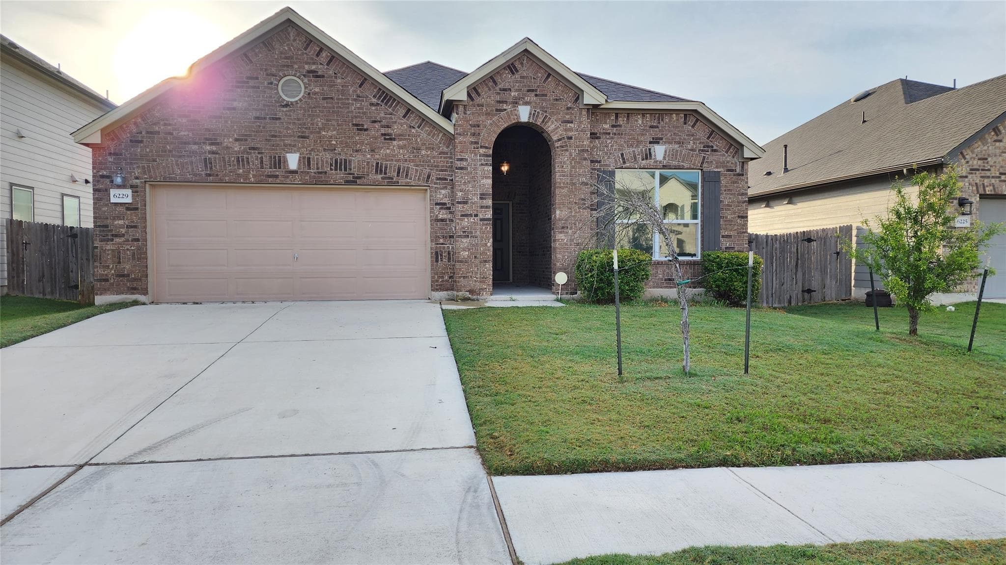 6229 Mantalcino Dr
