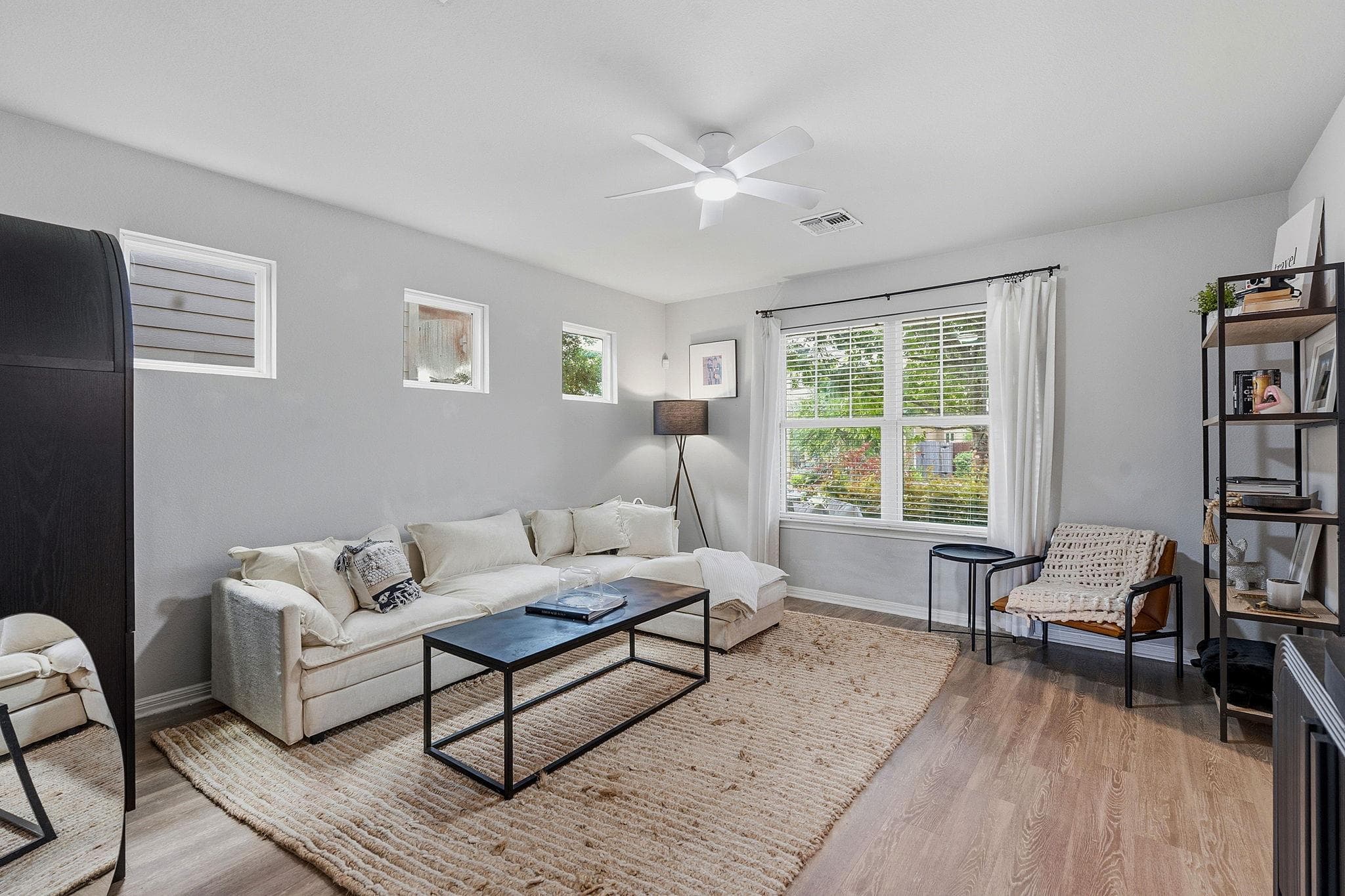 162  Friendship Oak Dr