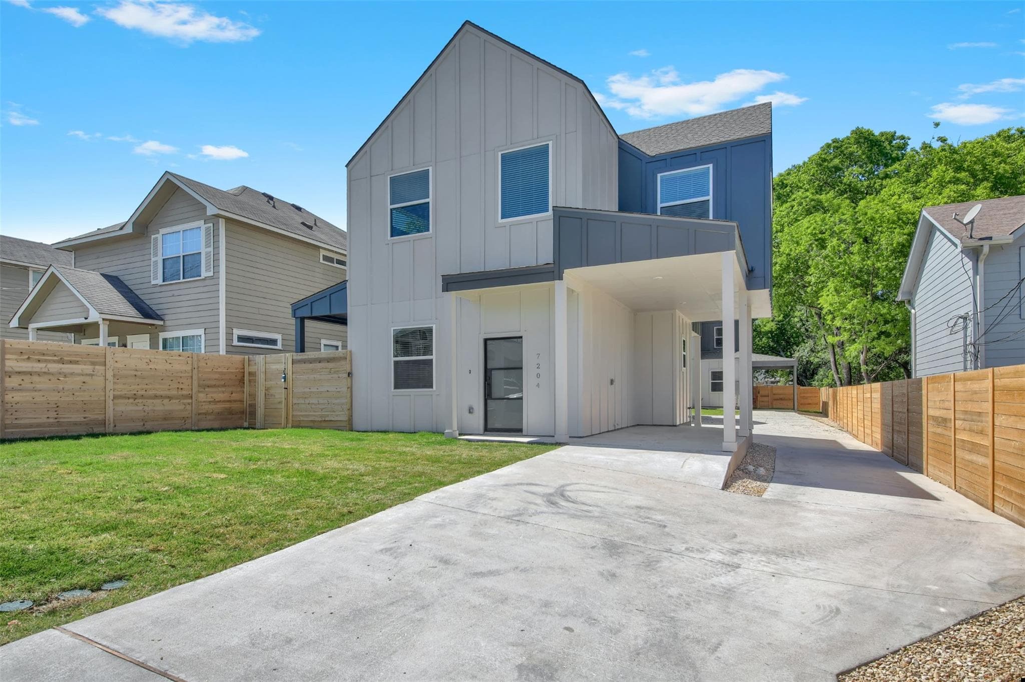 7204  Meador Ave  #1B