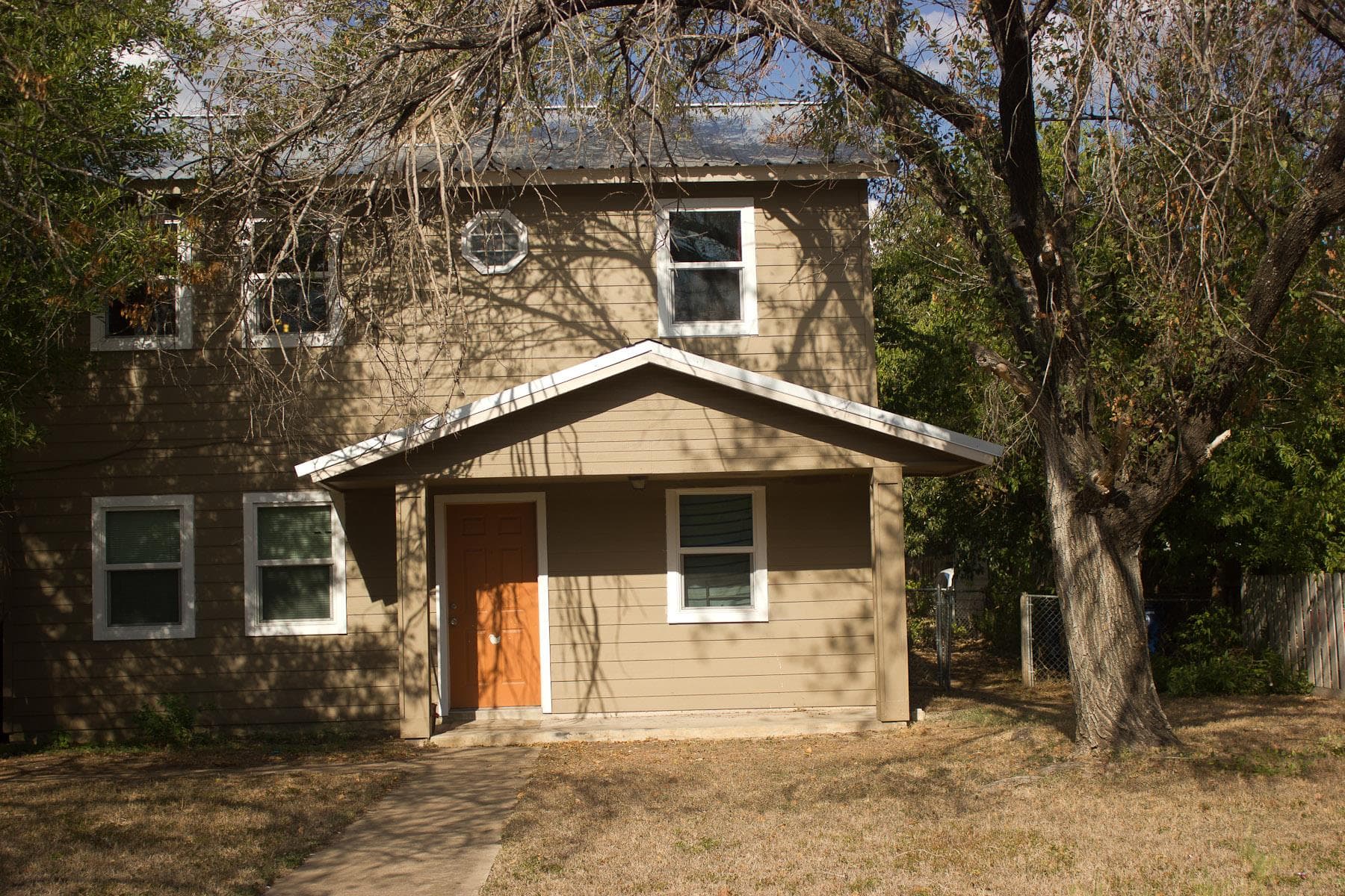 2100 E Stassney Ln  #A