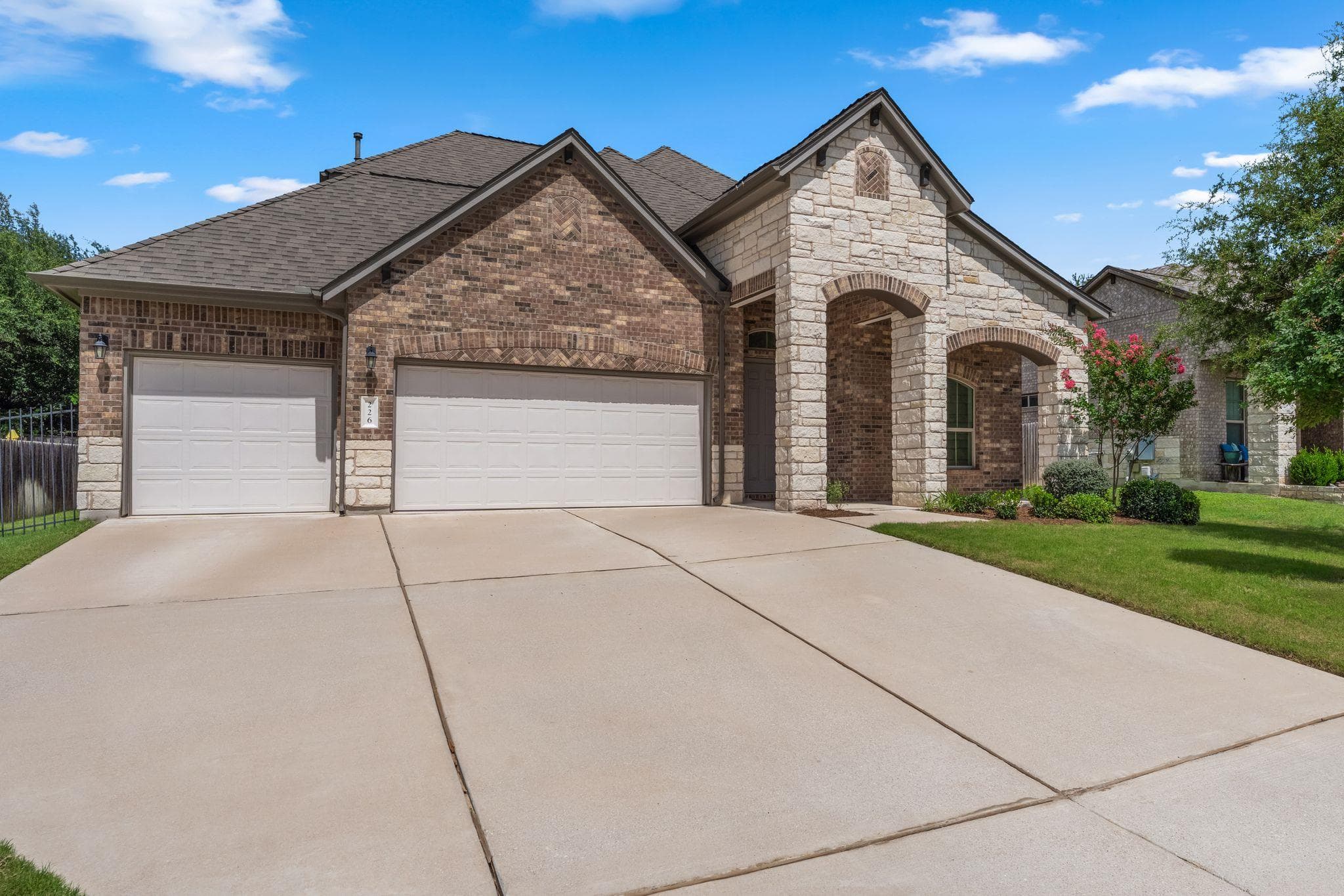 226  Orange Mimosa Ln