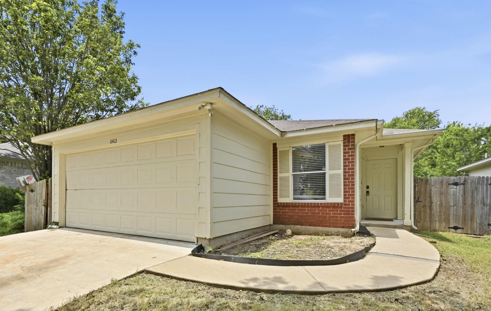 11412  Robert Wooding Dr