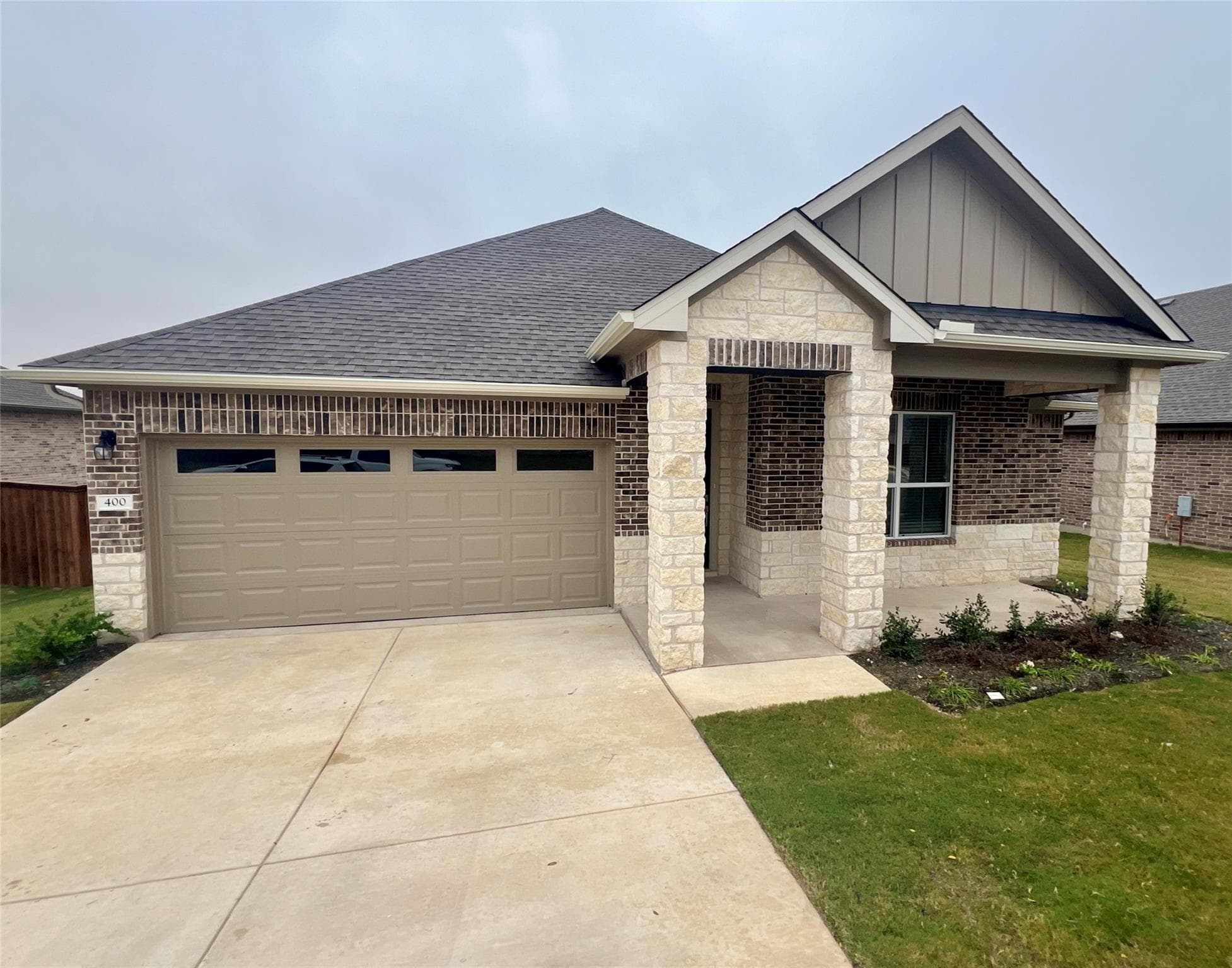 400  Barton Run Dr