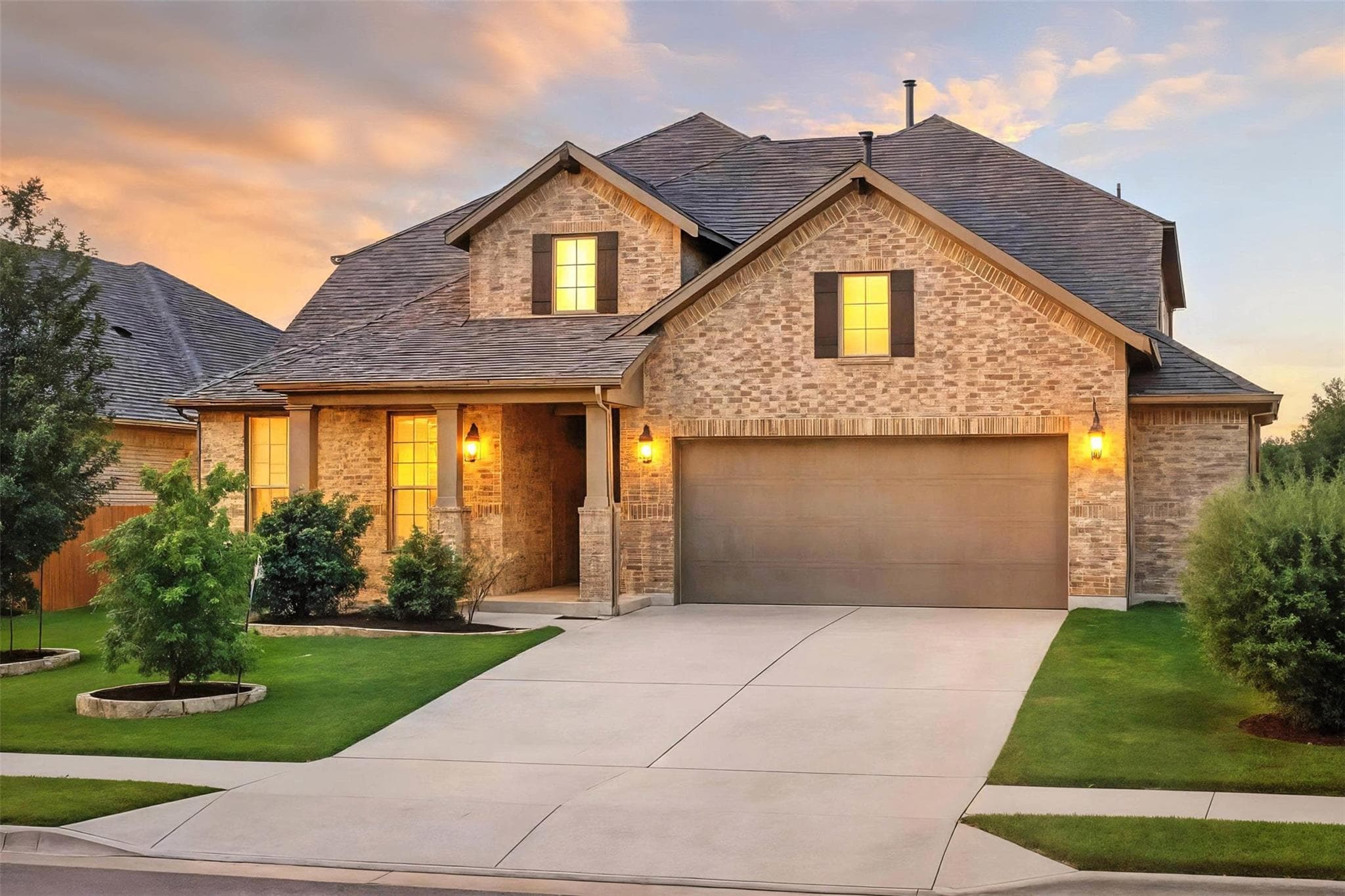 3054  Columbus Loop