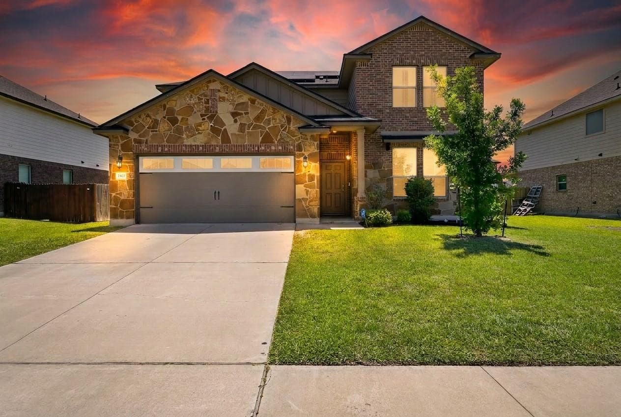 5102  Primavera Ln