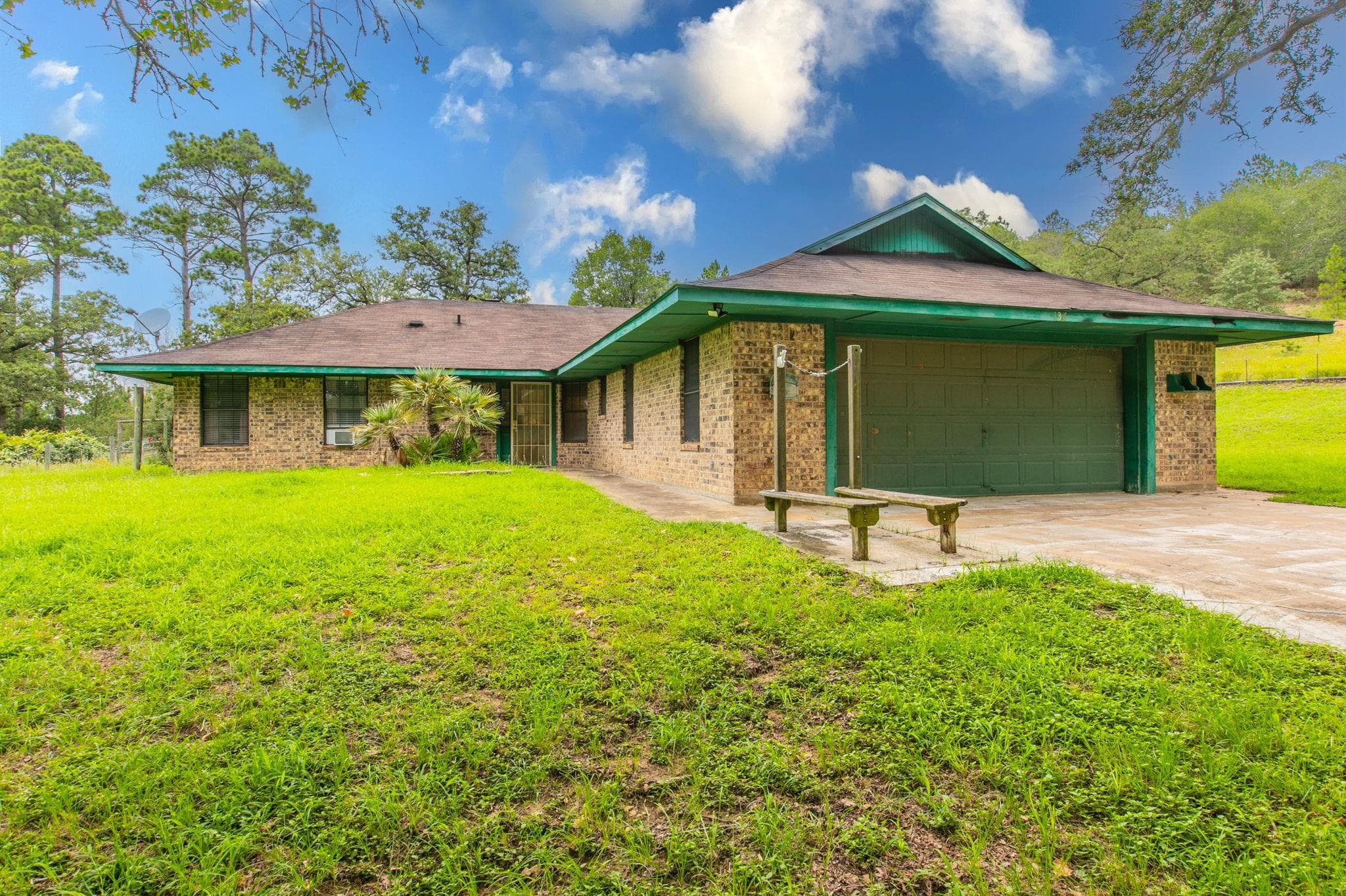 136  Redbird Ln
