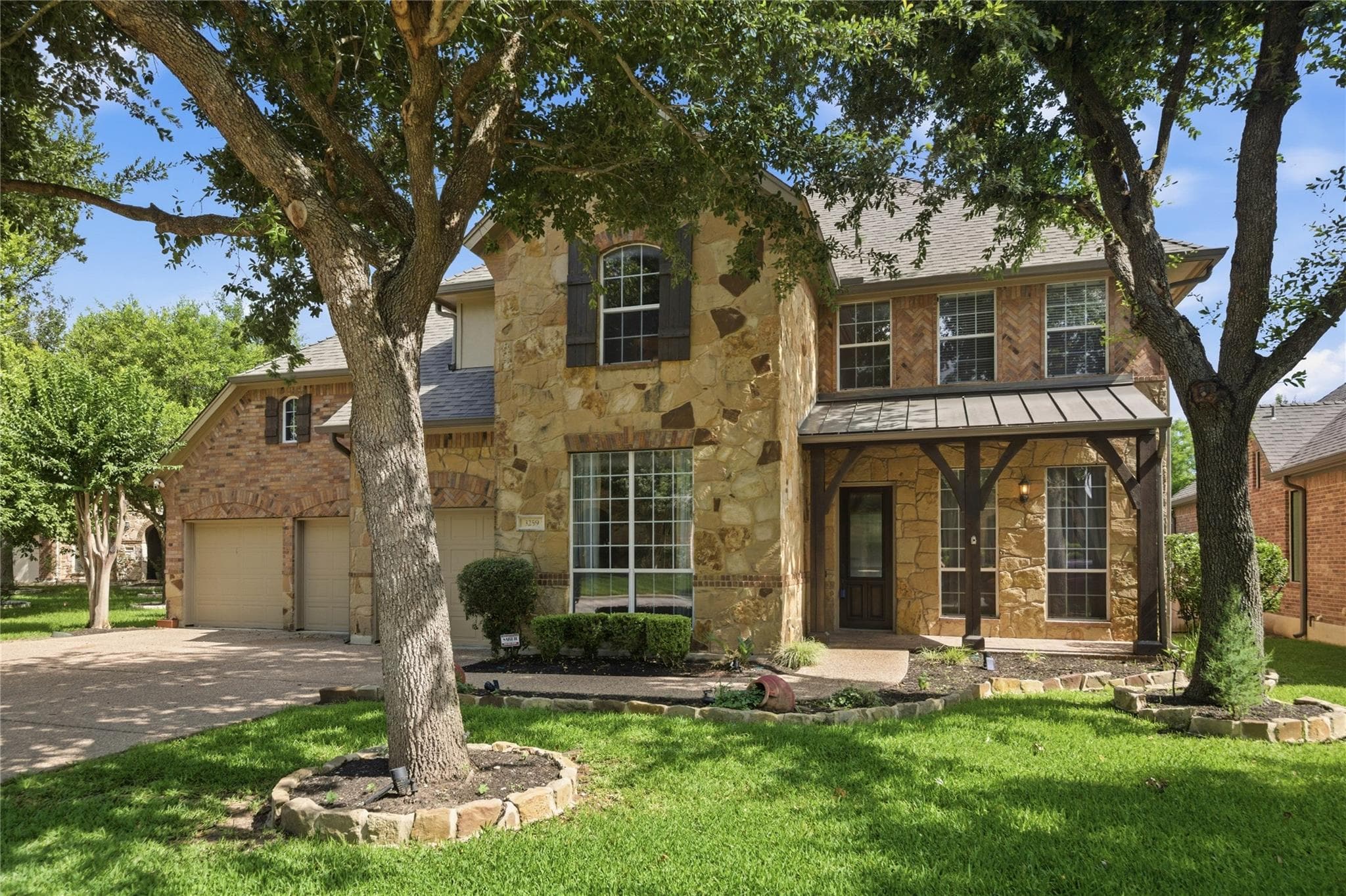 3259  Sanibel Ct