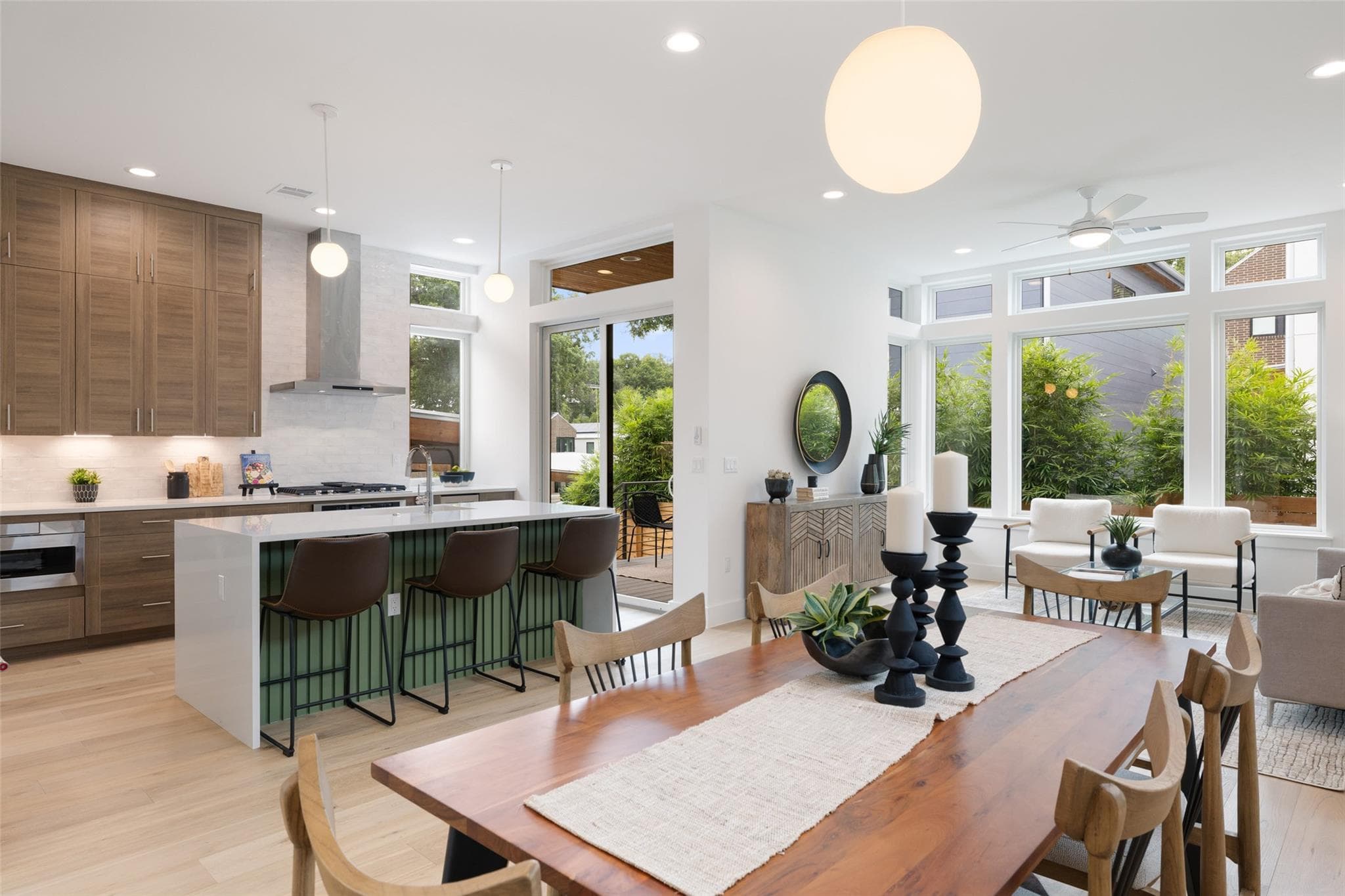 900 S 2nd St  #21