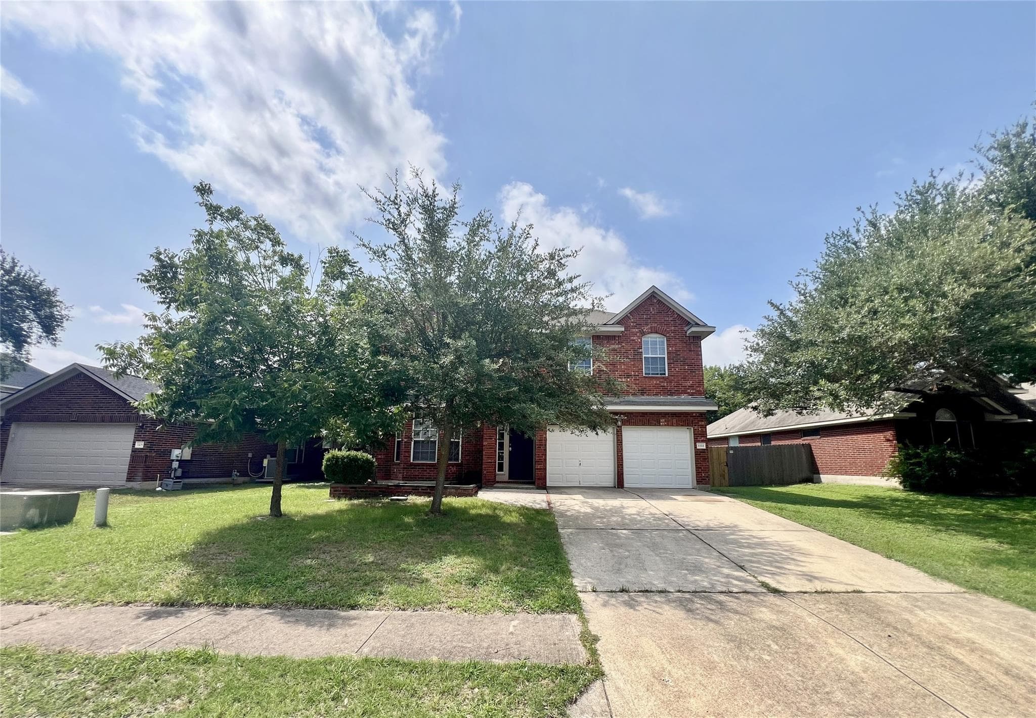 1111  Glendalough Dr