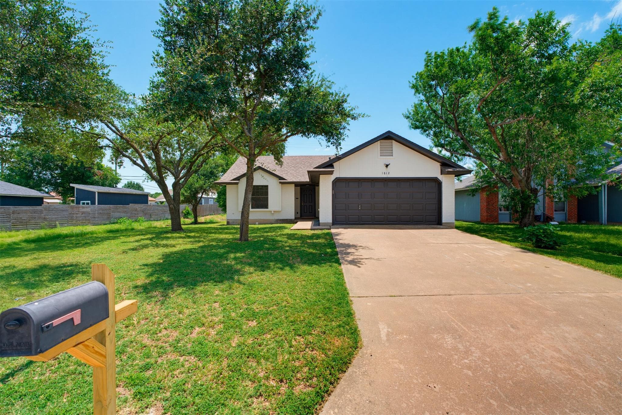 1812  Wagon Gap Dr