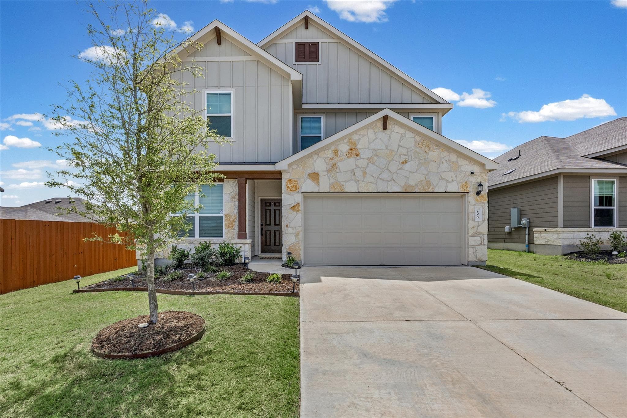 208  Orange Rd