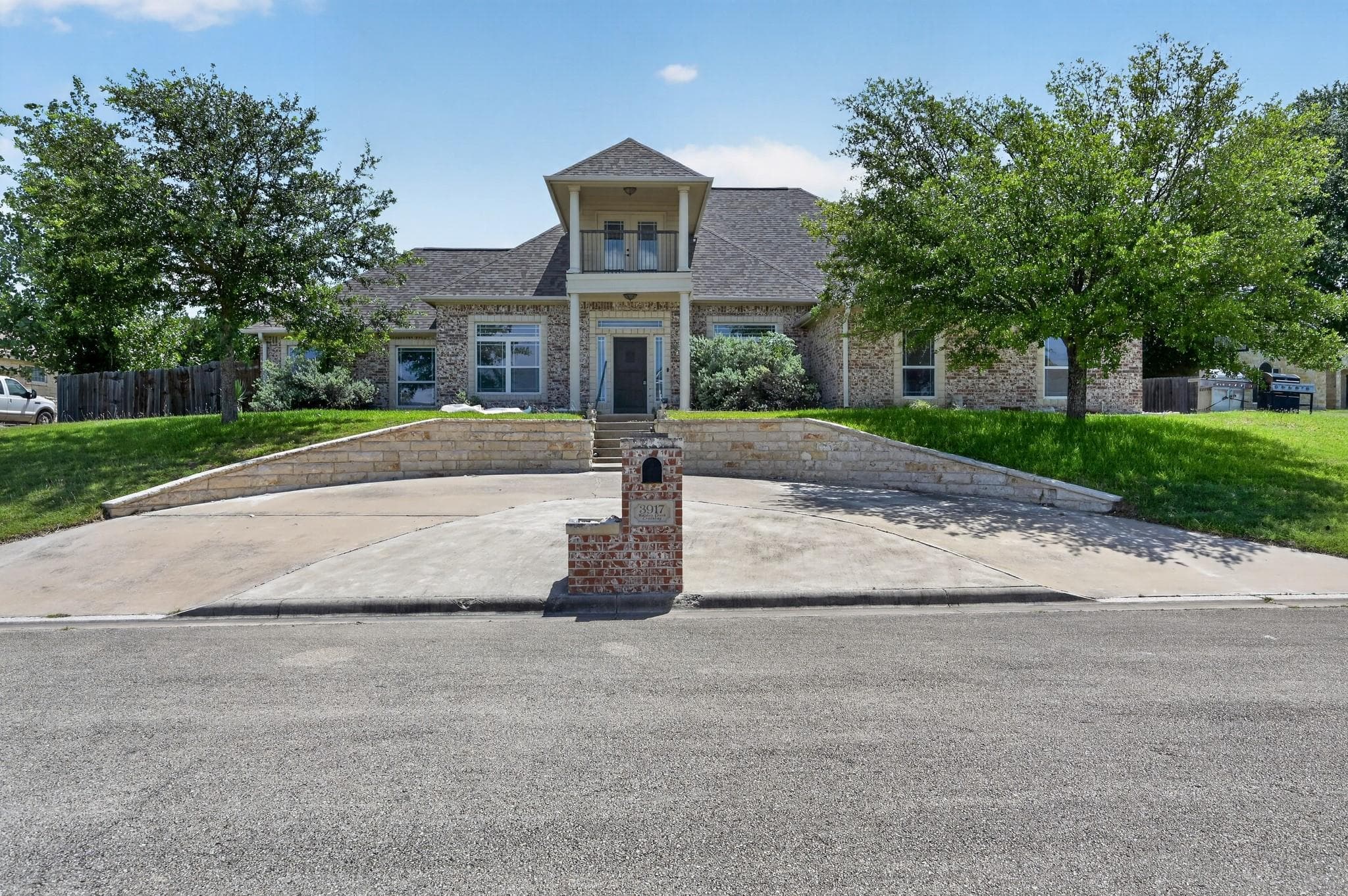 3917  Walden Creek Xing