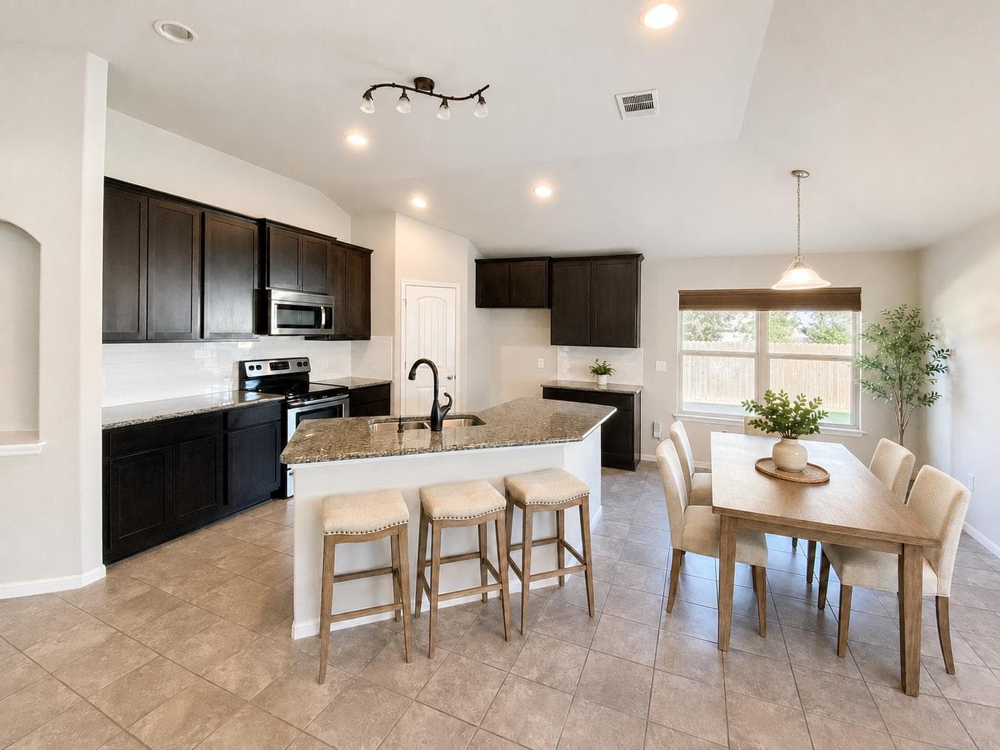 816  Sleeping Bear Dunes Dr