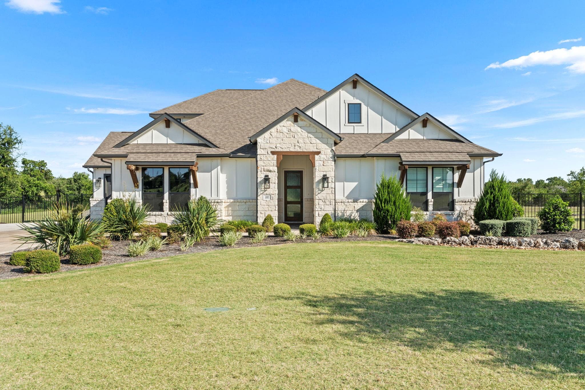 217  Northcrest Dr