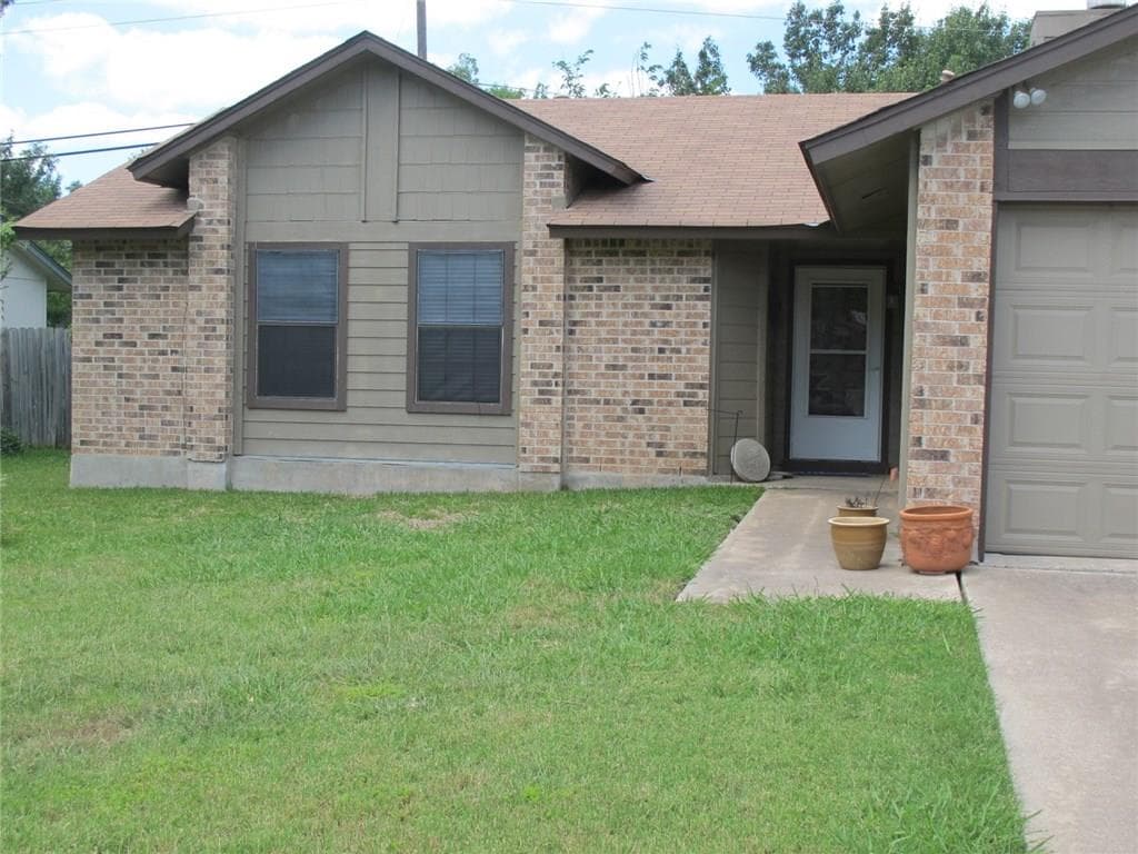 1301  Texas Oak Way