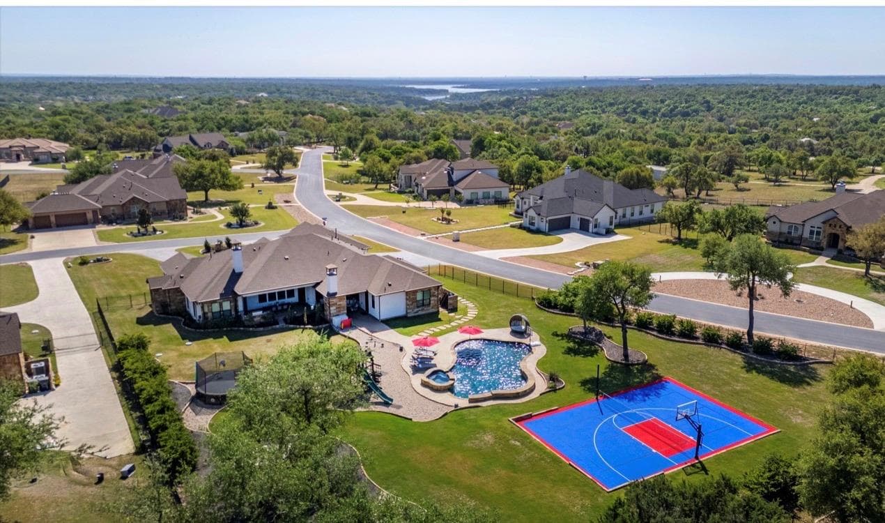 401 Highland Bluff Dr
