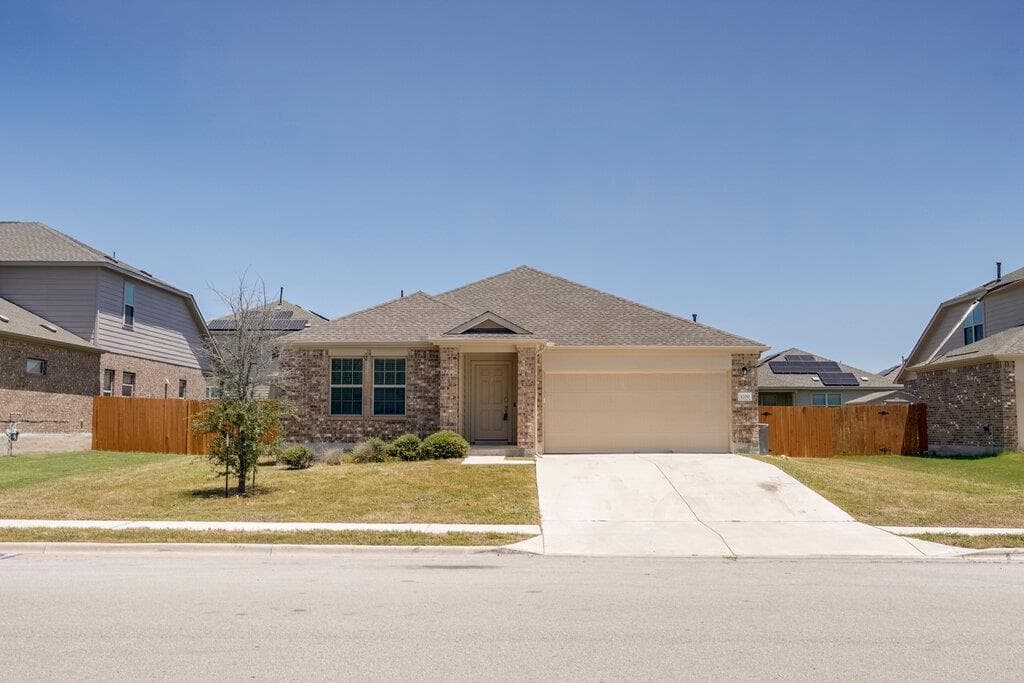 3200 Windy Vane Dr