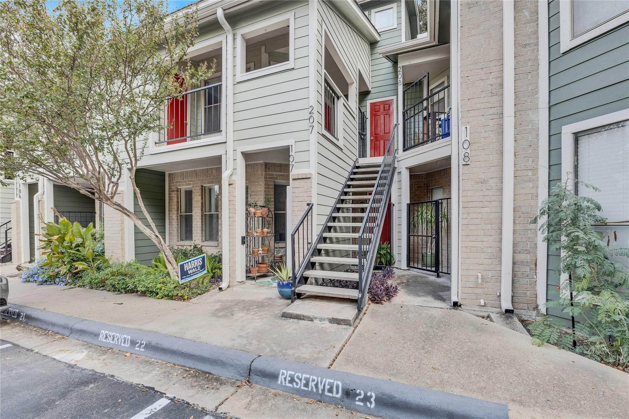 2104 Cullen Ave #7-207