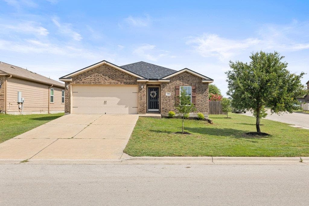217  Farmer Ln