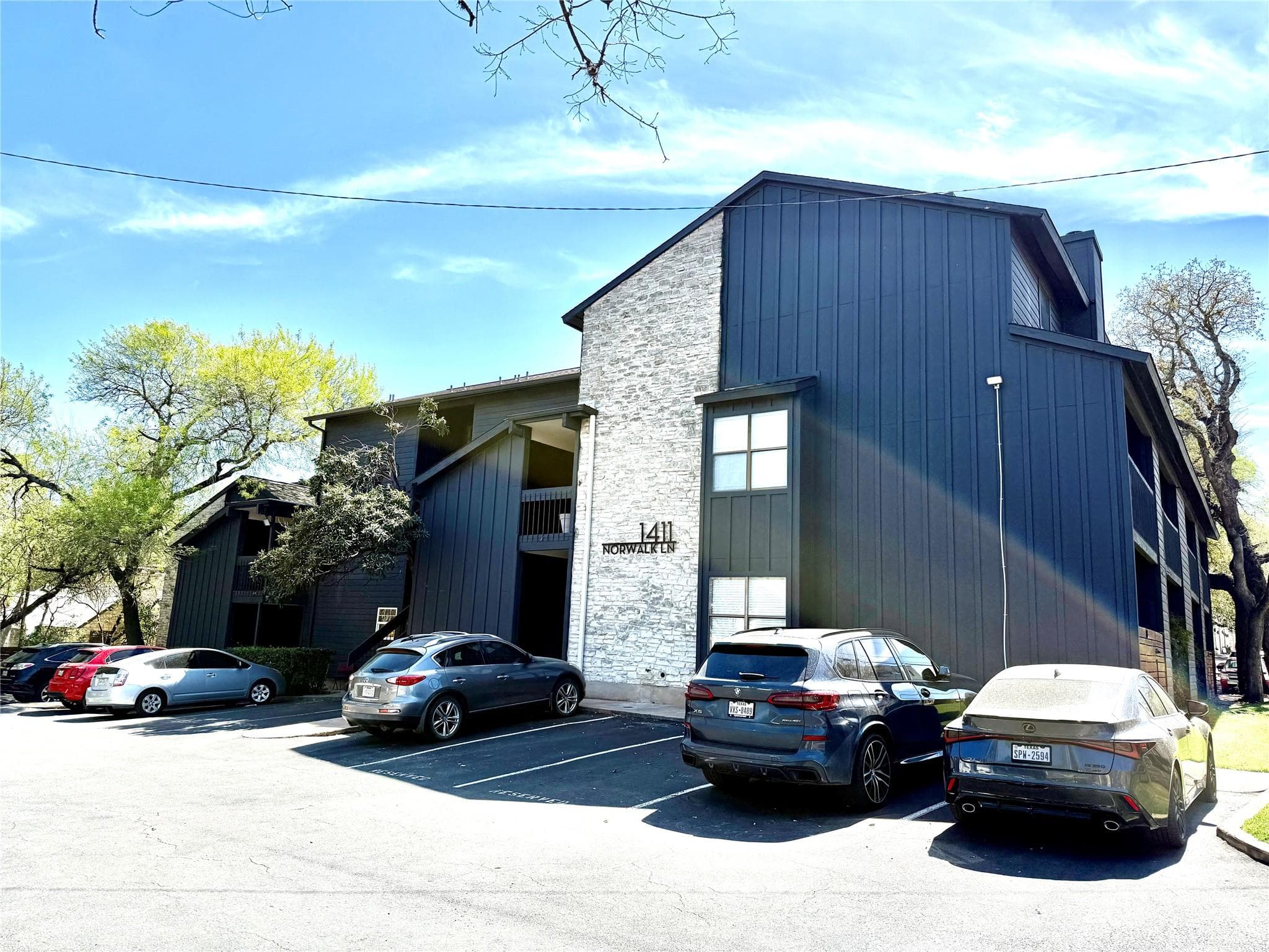1411  Norwalk Ln  #210