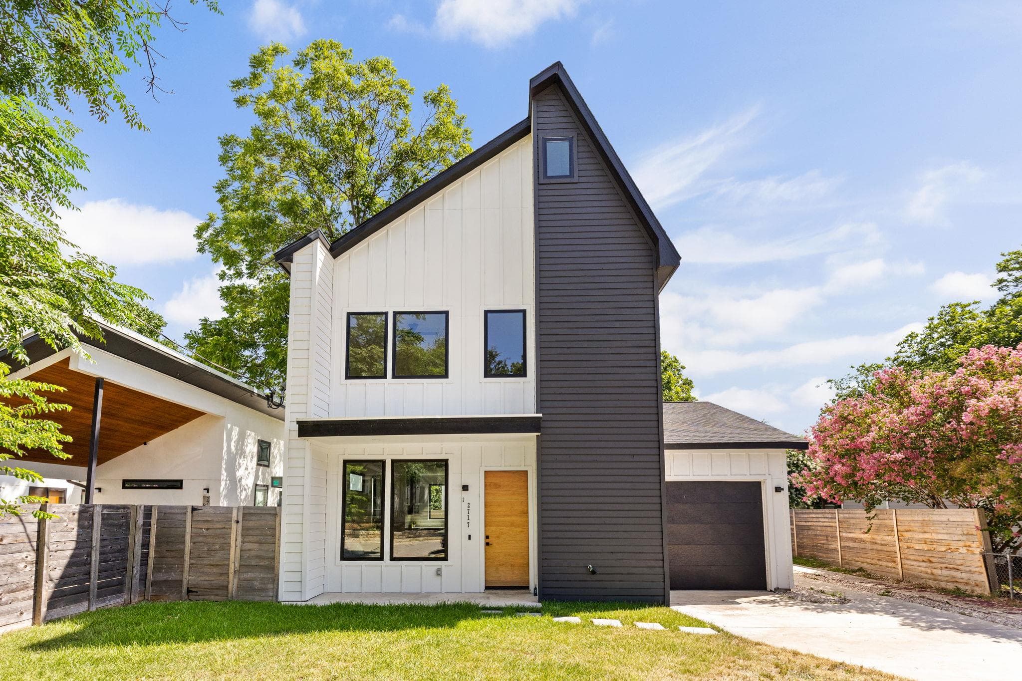 2717  Lyons Rd  #1