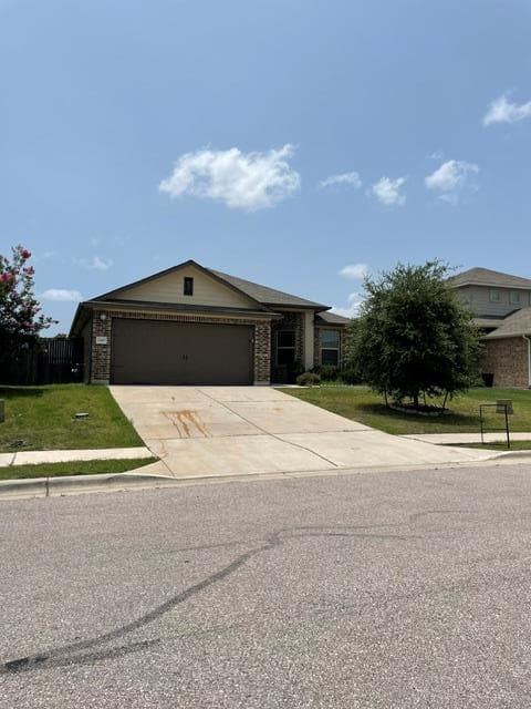 12401  Amber Lynn Path
